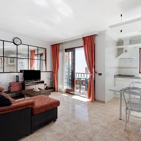El Descanso Apartment *